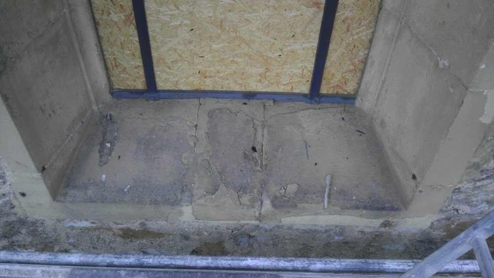 Fensterlaibung unten